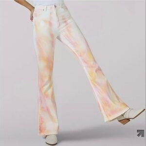 LEE Women’s Vintage Modern High Rise Tie Dye Jeans
